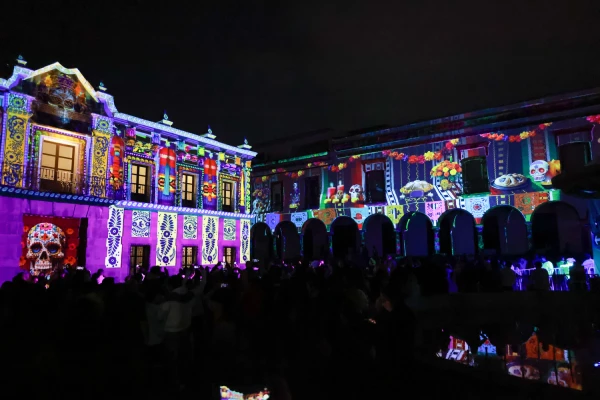GLOW Gallery Image