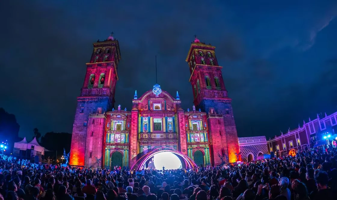 Qué ver en el Festival Glow en el centro histórico de Puebla